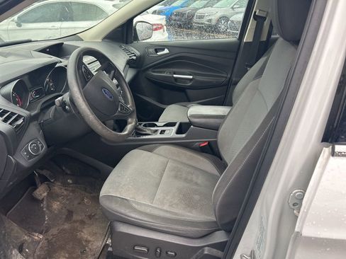 Used 2018 Ford Escape SE image 9