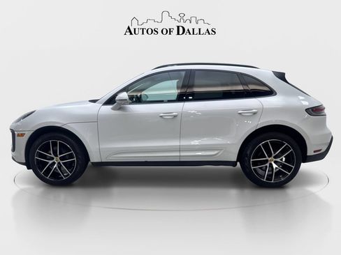 Used 2023 Porsche Macan AWD/4WD image 5