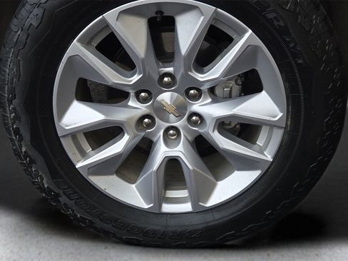 Used 2022 Chevrolet Silverado 1500 Custom image 35