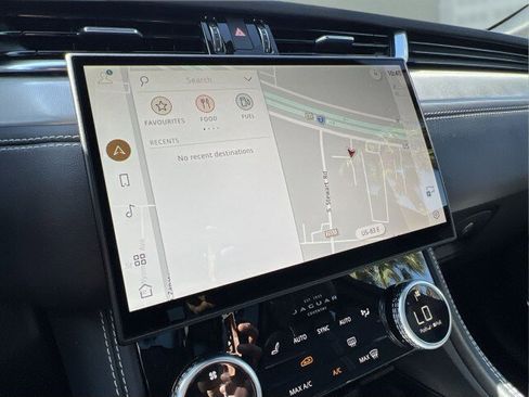 Used 2025 Jaguar F-PACE R-Dynamic S image 30