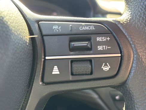 Certified 2023 Honda Accord EX image 28