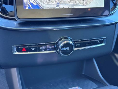 New 2026 Volvo XC90 B6 Ultra image 26