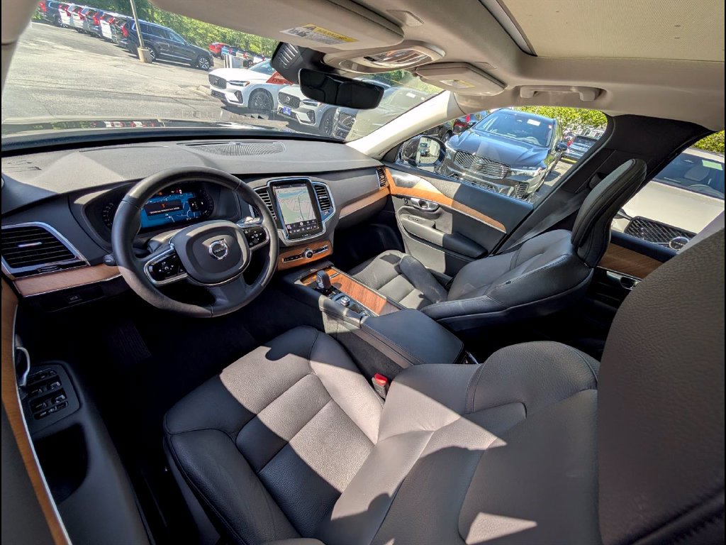 Certified 2024 Volvo XC90 B6 Plus w/ Protection Package AWD/4WD image 10