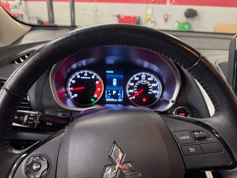 Used 2023 Mitsubishi Eclipse Cross SE AWD/4WD image 10