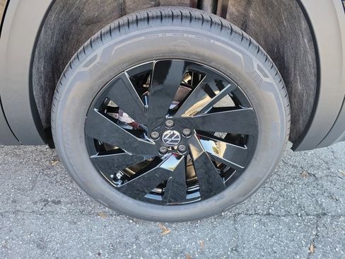 New 2026 Volkswagen Atlas SE image 22