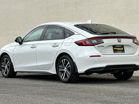 Used 2023 Honda Civic LX image 6
