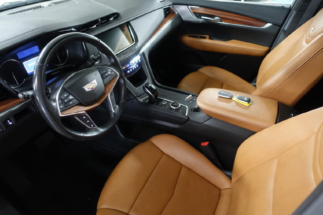 Used 2024 Cadillac XT5 Premium Luxury AWD/4WD image 10