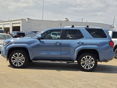 Used 2025 Toyota 4Runner Limited AWD/4WD image 6