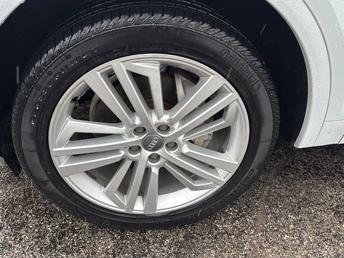 Used 2019 Audi Q5 2.0T Premium Plus w/ Premium Plus Package AWD/4WD image 45