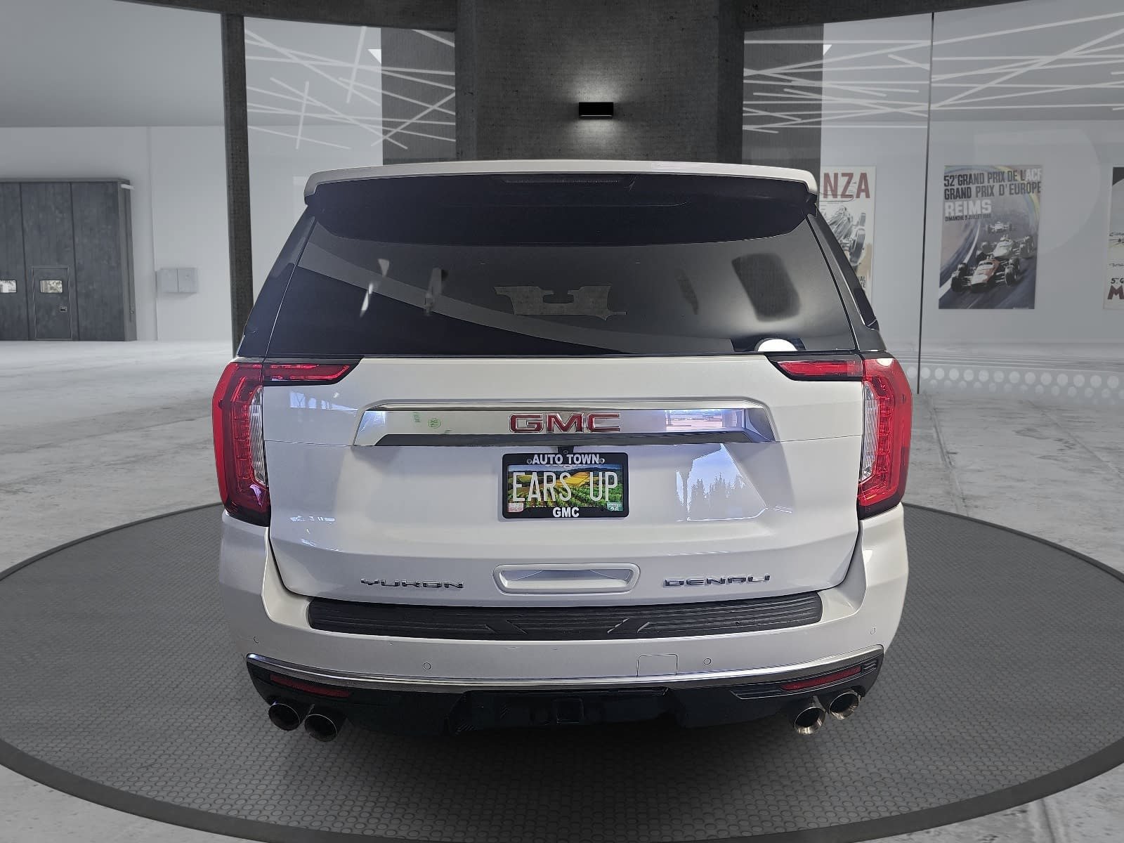 Used 2022 GMC Yukon XL Denali w/ Max Trailering Package AWD/4WD image 6