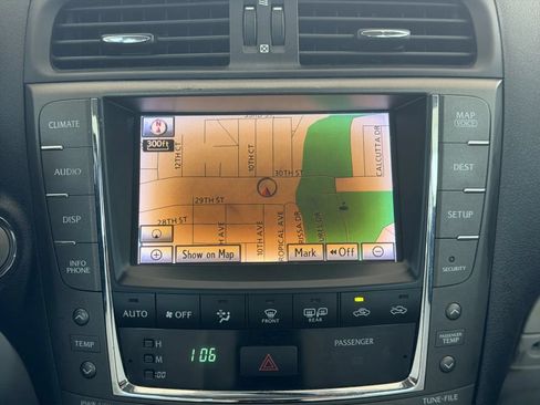 Used 2011 Lexus IS 250 w/ Premium Pkg Value Edition RWD image 16