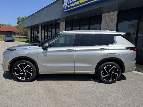 Used 2022 Mitsubishi Outlander SEL AWD/4WD image 5
