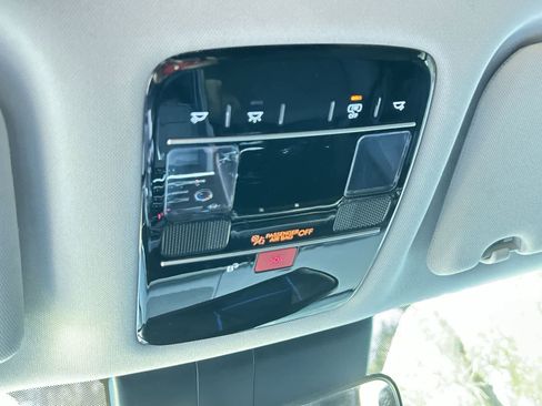 Used 2025 Hyundai Santa Fe SE FWD image 17