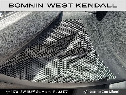 Used 2023 Kia Seltos S image 28