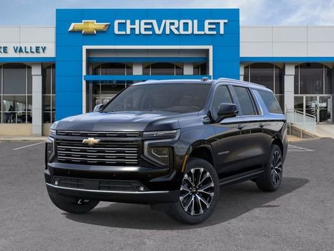 New 2026 Chevrolet Suburban High Country image 8