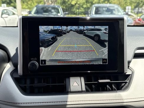 Used 2025 Toyota RAV4 XLE w/ Convenience Package FWD image 26