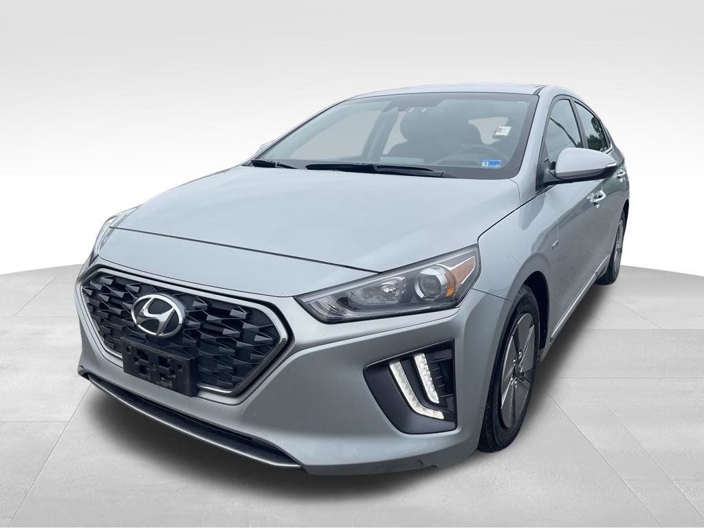 Used 2020 Hyundai Ioniq SE FWD image 17