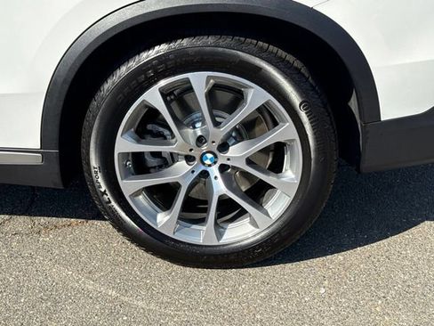 Used 2026 BMW X5 xDrive50e w/ Premium Package AWD/4WD image 14