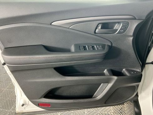 Certified 2023 Honda Passport TrailSport image 21