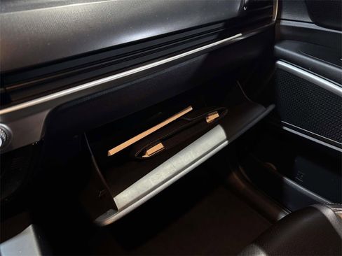 Used 2024 Kia Telluride LX image 32