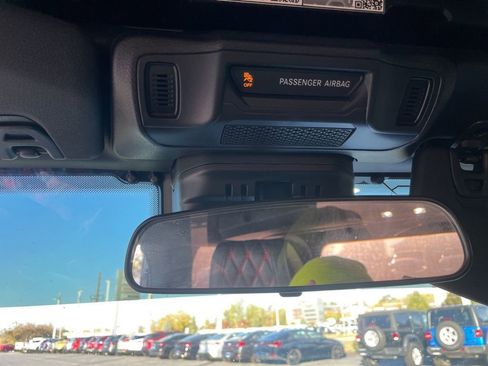 Used 2024 Jeep Wrangler Sport S image 27