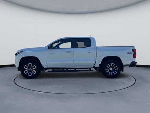 Used 2024 Chevrolet Colorado Z71 w/ Z71 Convenience Package 2 AWD/4WD image 9