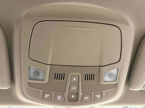 Used 2017 Lincoln MKZ Select w/ Select Plus Package FWD image 36