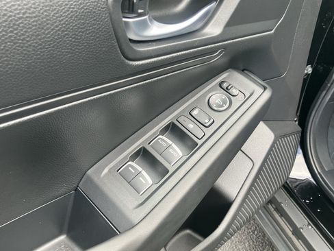 Certified 2025 Honda Accord LX image 15