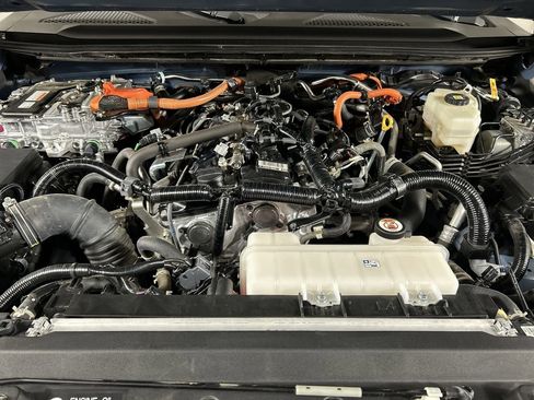 Used 2024 Toyota Land Cruiser image 11