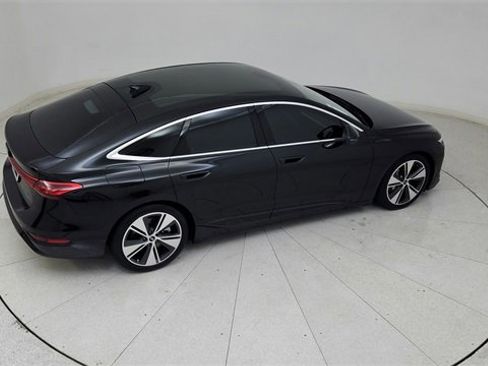 Used 2025 Audi A6 e-tron Prestige w/ Black Warm Weather Package image 87