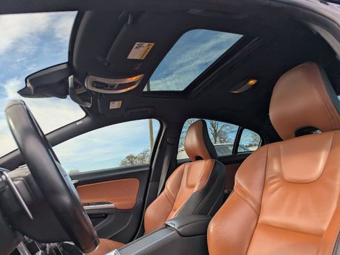 Used 2015 Volvo S60 T5 Premier image 24