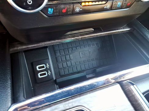 Used 2019 Ford Expedition Limited w/ Texas Edition Package image 12