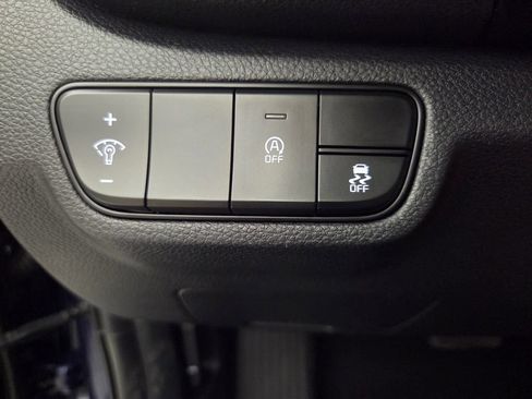 Used 2024 Kia Seltos S FWD image 18