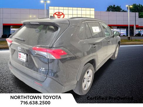 Used 2025 Toyota RAV4 LE image 7