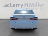 Used 2022 Toyota Camry SE image 4