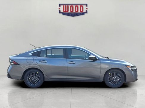 New 2026 Nissan Sentra SV w/ SV Convenience Package FWD image 2