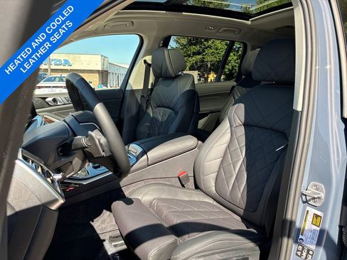 Used 2025 BMW X7 xDrive40i w/ Executive Package AWD/4WD image 12