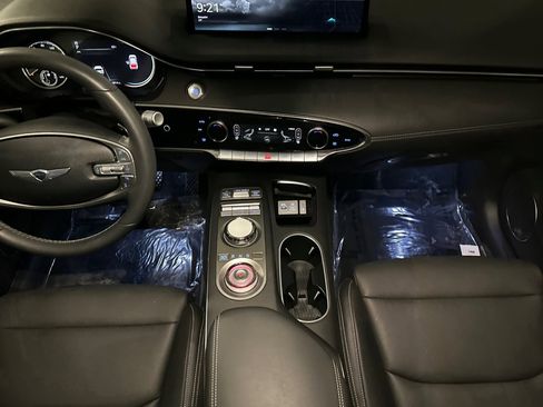 Used 2023 Genesis GV70 2.5T image 13