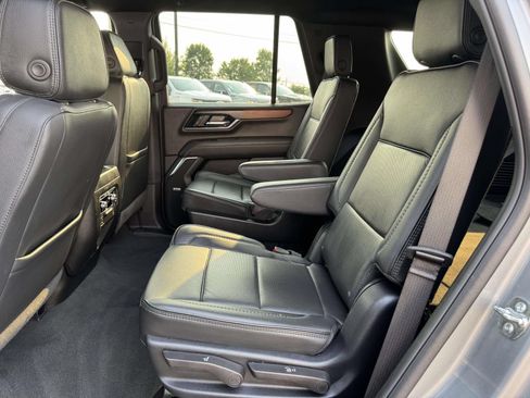 Certified 2025 GMC Yukon Denali AWD/4WD image 24