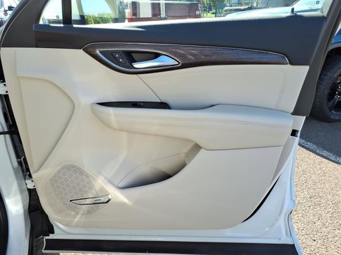 Used 2023 Buick Envision Avenir AWD/4WD image 33