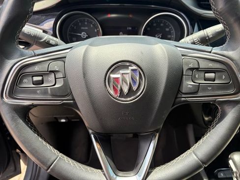 Used 2023 Buick Encore GX Preferred w/ Cold Weather Comfort Package FWD image 7