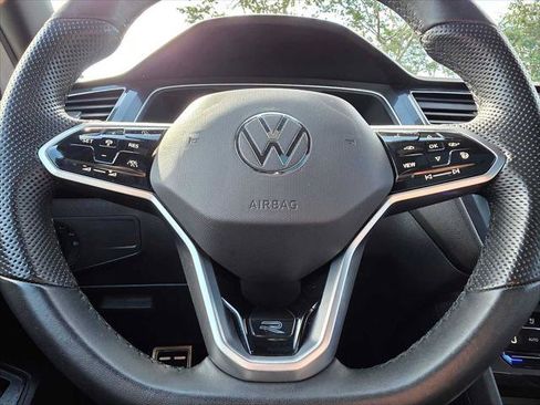 Used 2023 Volkswagen Tiguan SEL R-Line AWD/4WD image 24