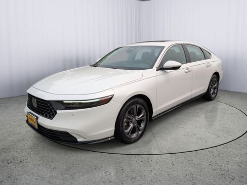 Used 2025 Honda Accord EX-L image 7