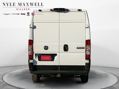 New 2026 RAM ProMaster 2500 w/ Convenience Group image 15
