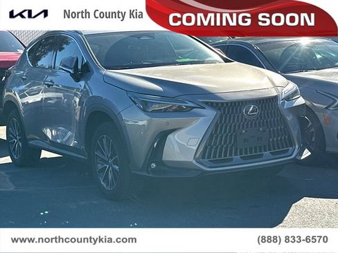 Used 2024 Lexus NX 250 FWD w/ Premium Package image 1