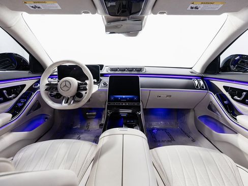 Used 2025 Mercedes-Benz S 63 AMG S image 26