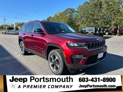 Used 2023 Jeep Grand Cherokee image 1