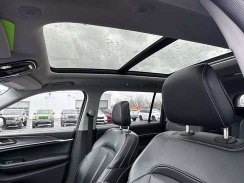 Used 2023 Jeep Grand Cherokee L Limited w/ Trailer Tow Group (B) image 22