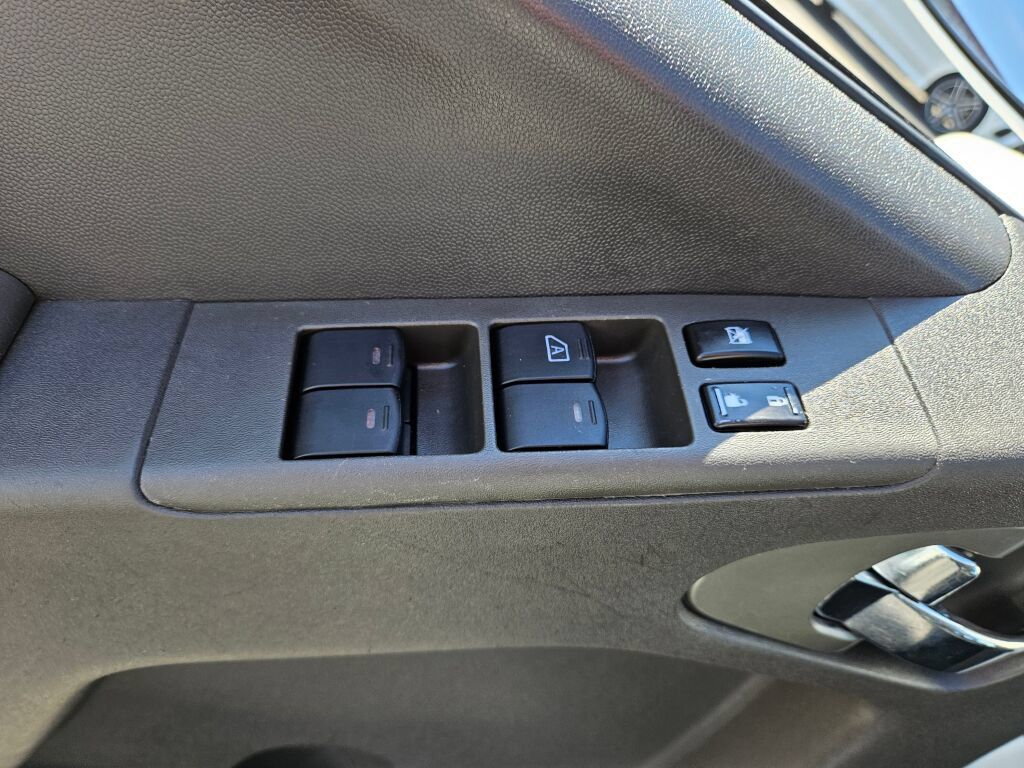 Used 2016 Nissan Frontier PRO-4X w/ Pro-4x Graphics Package AWD/4WD image 19