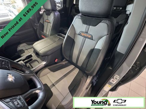 New 2025 Chevrolet Silverado 1500 LTZ image 20